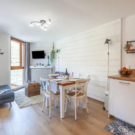 Appartement Savoy - Lavachet By Interhome *