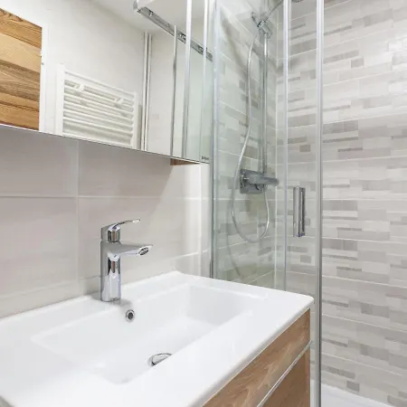 Appartement Savoy - Lavachet By Interhome *