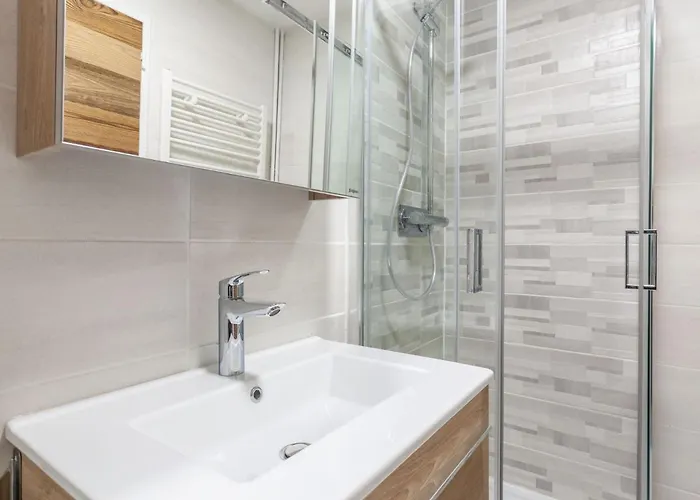 Appartement Savoy - Lavachet By Interhome *